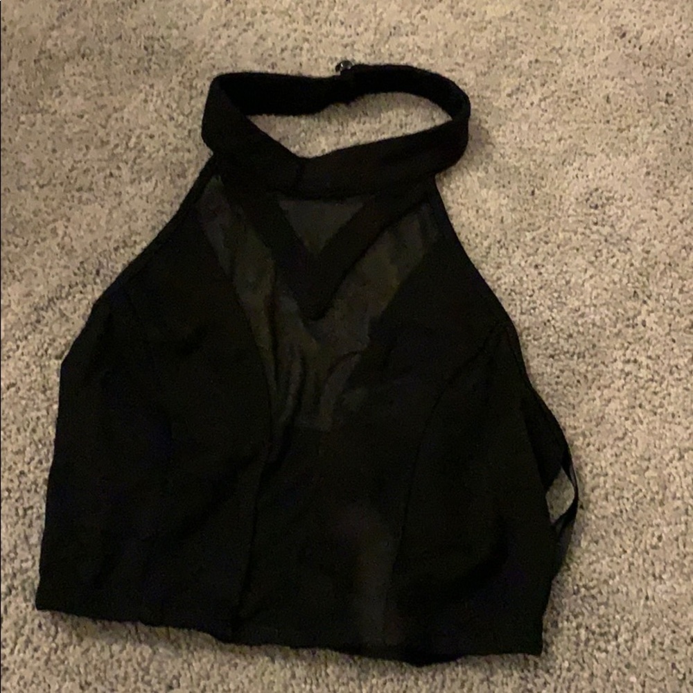 Crop top